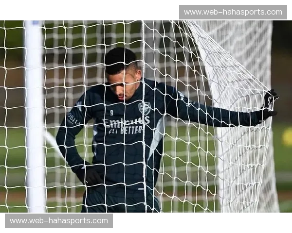 诺丁汉森林客场防守体系脆弱 面对高位压迫出球困难